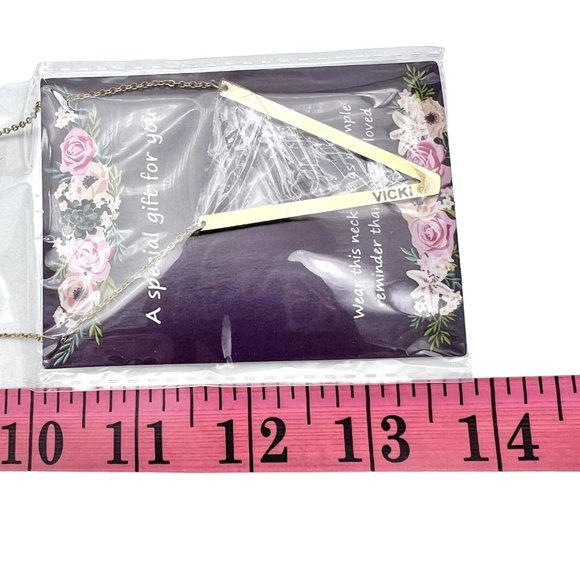 Necklace 28 inch Gold Tone V Vicki 2 inch extender NIP - Picture 4 of 5